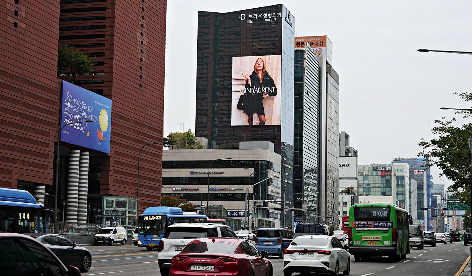 신논현역 DSG빌딩 전광판 (서울시 서초구 강남대로 475) · 벽면 이용 광고(디지털)